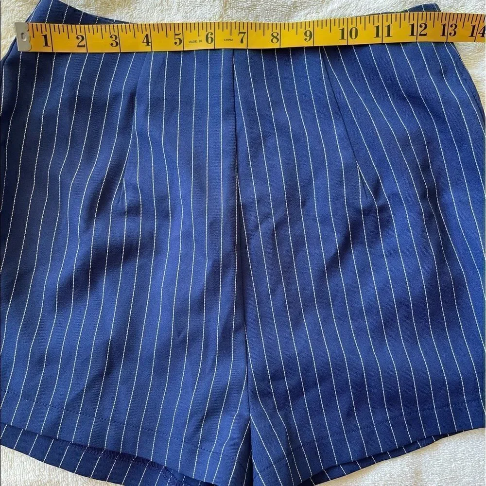 3/$25 SUPERDOWN High Waist Striped Navy Blue Shorts.Size S